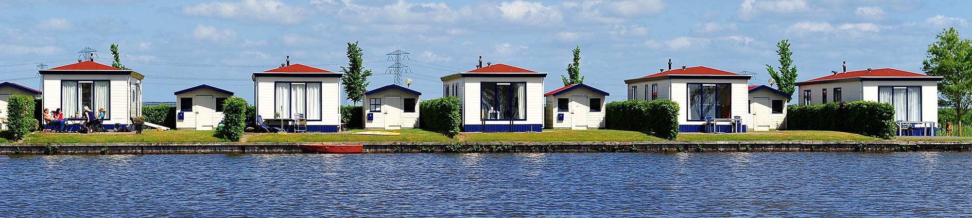 chalet_huren_in_friesland_aan_het_water_02